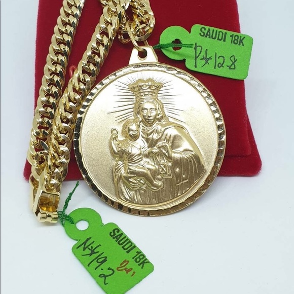 18k Solid Yellow Gold Necklace and Pendant - Picture 2 of 6